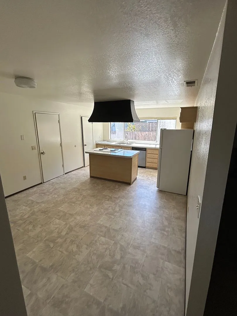 4 bed/ 2 bath in Rohnert Park — Photo 3