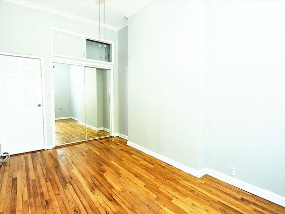 5th image of 134 W 82nd St APT 4A