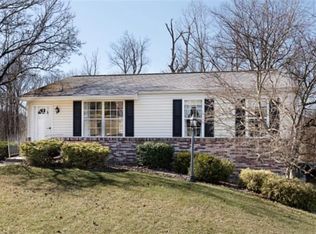 526 Chaparral Dr, Cranberry Township, PA 16066
