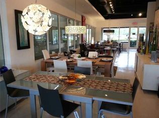 2222 Weston Rd, Weston, FL 33326