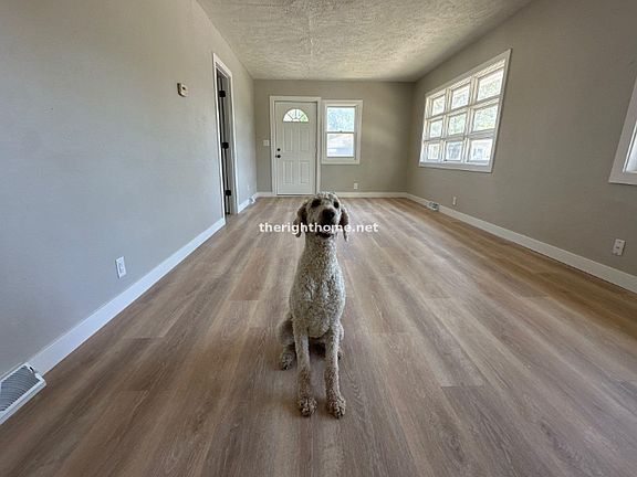 5th image of 4525 N 70th St