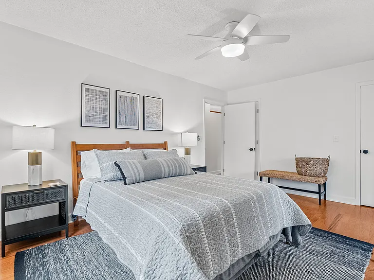 26 One Bluff Ln — Photo 8