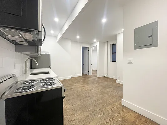 Rented by Bohemia Realty Group | media 2