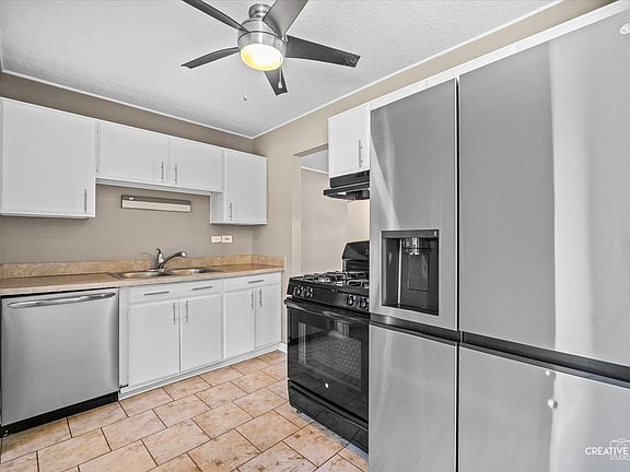 5th image of 1194 Windsor Ln