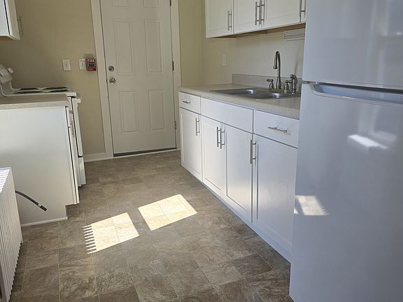 2nd image of 503 W Pittsburgh St APT 3