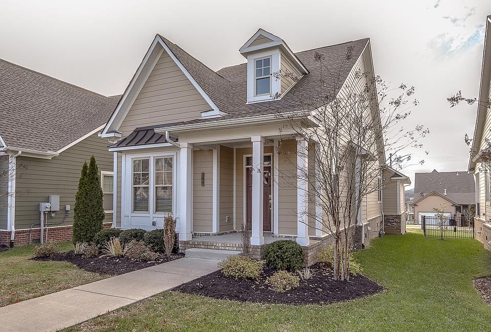 1st image of 2784 Americus Dr
