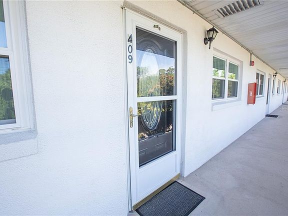 2nd image of 200 El Camino Dr APT 409