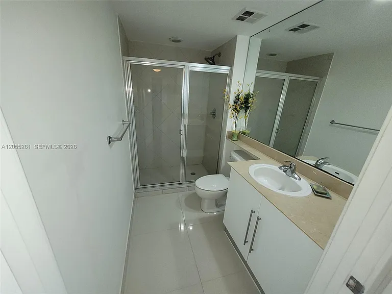 325 Biscayne Blvd #1719 — Photo 19