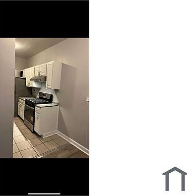4th image of 2475 E 74th Pl #1W