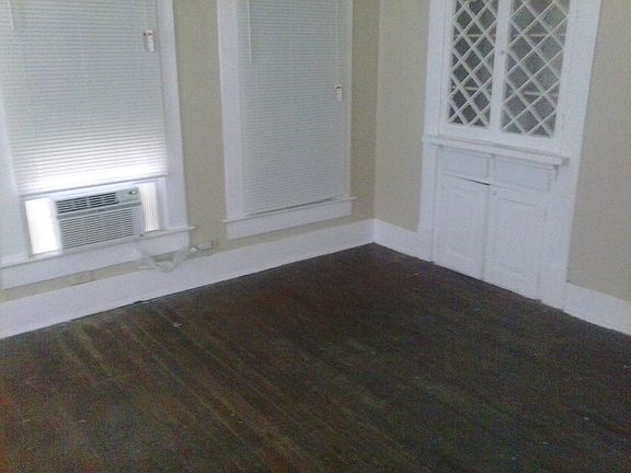 2nd image of 711 Porter St