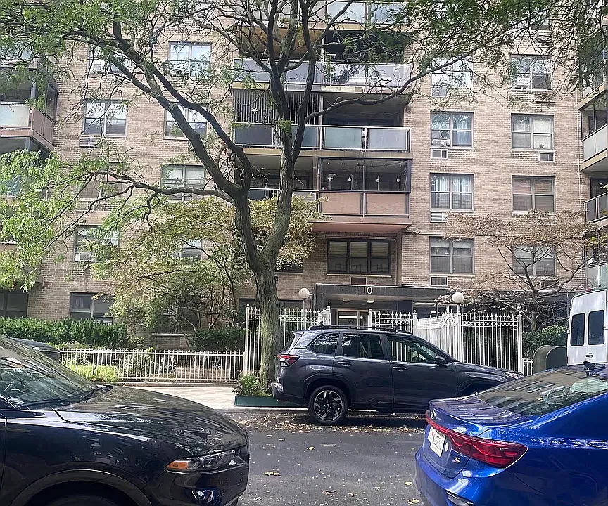 10 Stratford Rd #1F