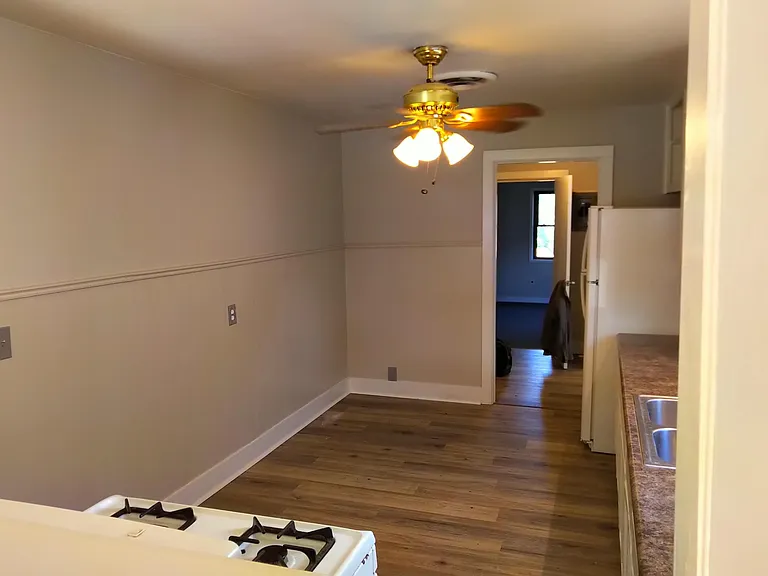 718 W Monroe Ave — Photo 15