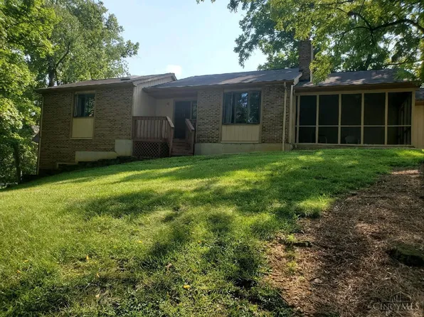 19601 Knollwood Dr, Lawrenceburg, IN 47025