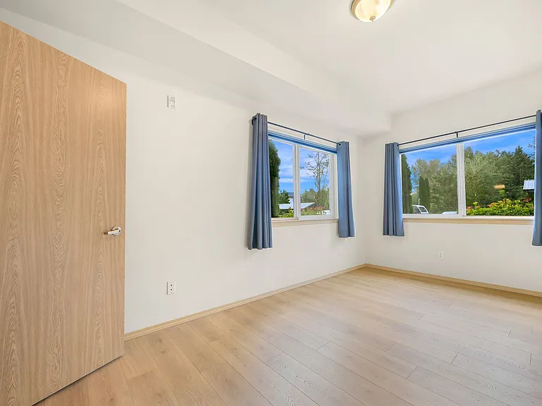 512 Darby Dr #104 — Photo 9