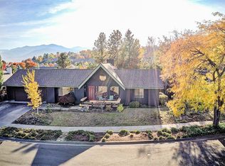 2700 Honor Dr, Medford, OR 97504