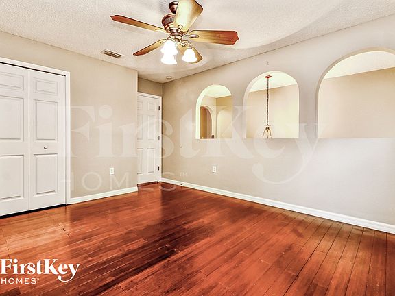 4th image of 3813 Sleepy Hill Oaks Loop