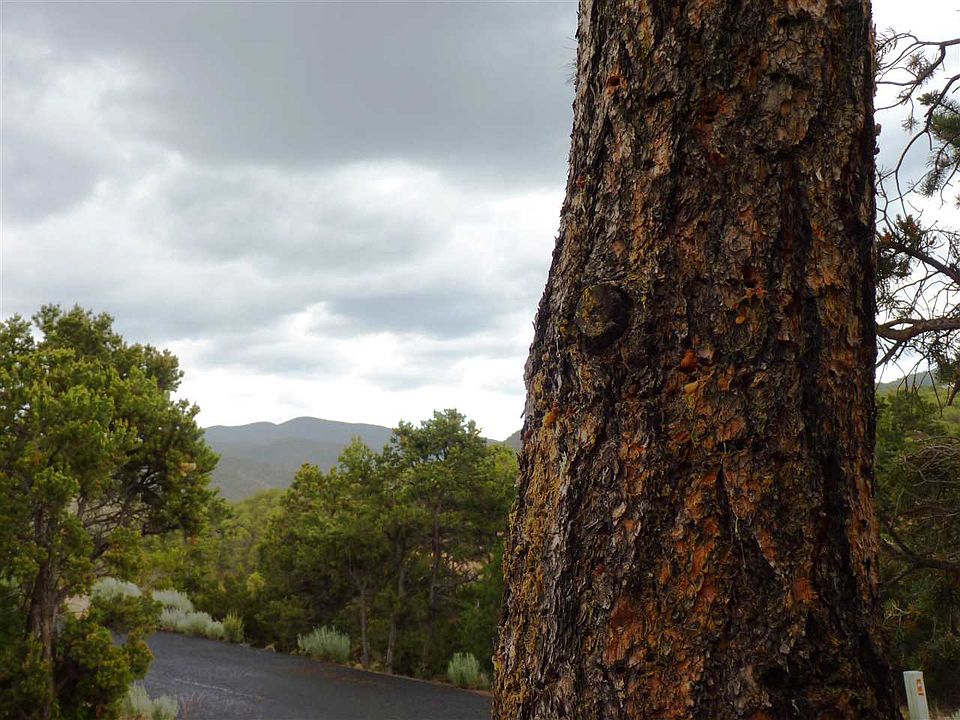 2nd image of 1400 Tesuque Creek Rd