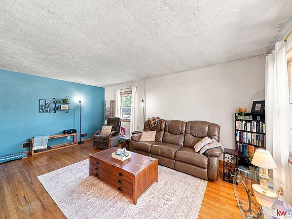 5th image of 4450 S 44th St
