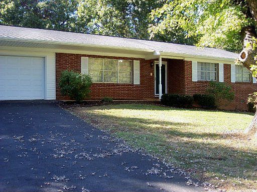 1st image of 2349 Sentell Dr