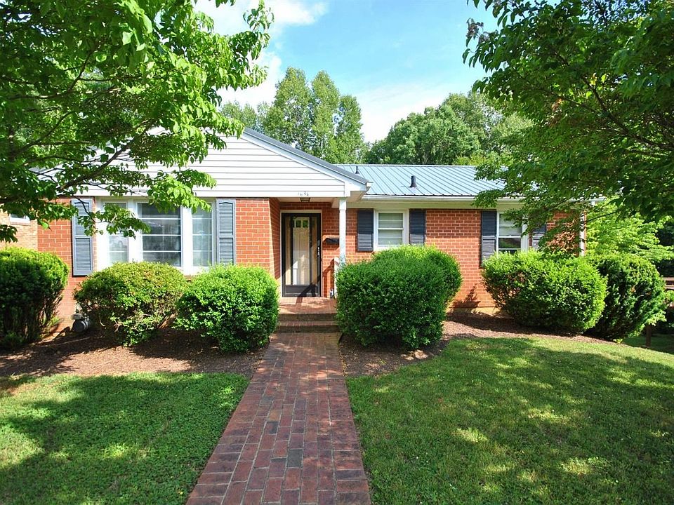 1st image of 4636 Ferncliff Dr