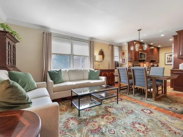 1 Bryant Crescent #2N, White Plains, NY 10605