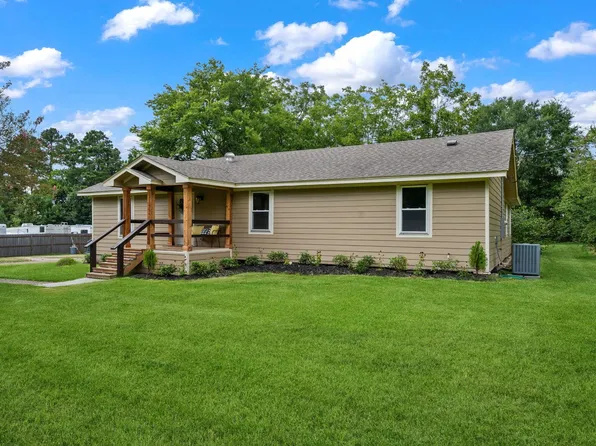 216 Allie Bean Dr, Livingston, TX 77351