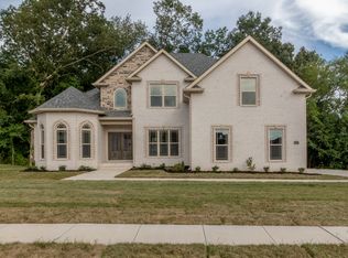 102 Hartley Hls, Clarksville, TN 37043