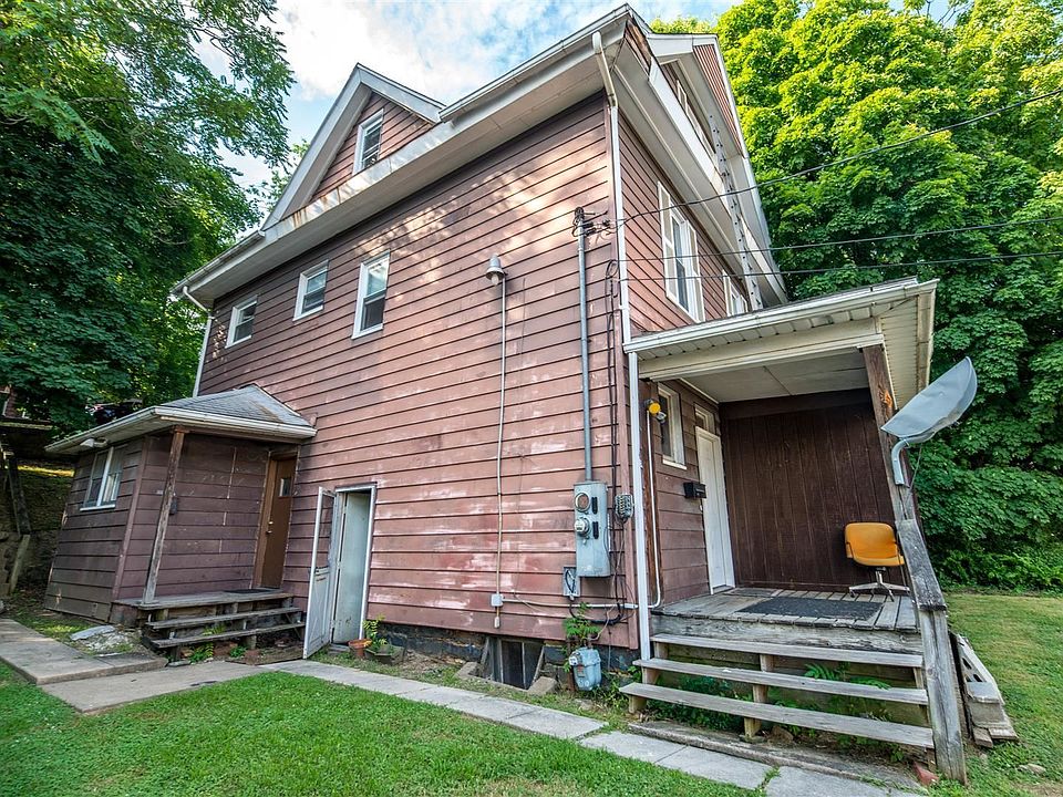 2nd image of 717 Willey St #717A