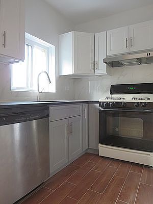 1st image of 158 Sackett St APT 2B