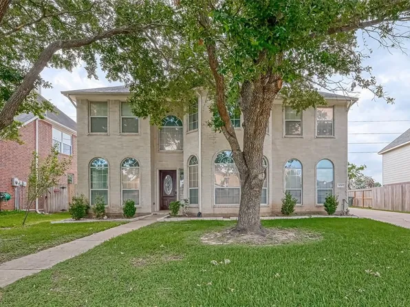 3030 Brannon Hill Ln, Sugar Land, TX 77479