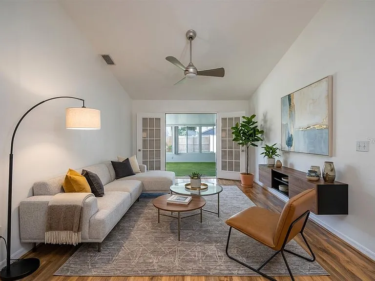 923 Sand Crest Dr — Photo 20