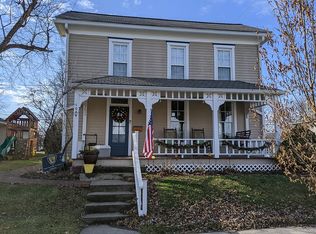1049 S 9th St, Noblesville, IN 46060