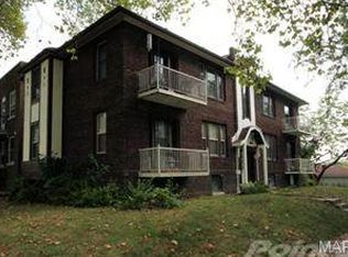 4921 Parker Ave, Saint Louis, MO 63139