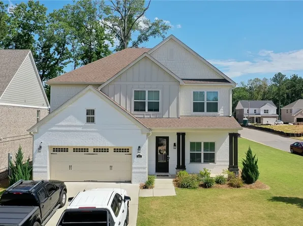 1871 Waterfall Rd, Auburn, AL 36830