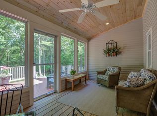 2 Rokonomo Way, Cape Neddick, ME 03902