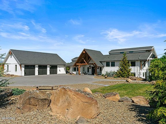 2nd image of 491 Elliott Rd