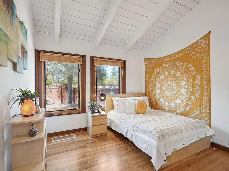 20205 Saratoga Vista Ct — Photo 13
