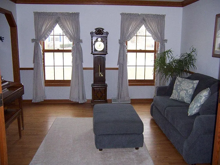 N60W23856 Butternut Ln — Photo 8