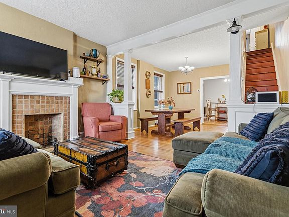 4th image of 353 W Mount Pleasant Ave