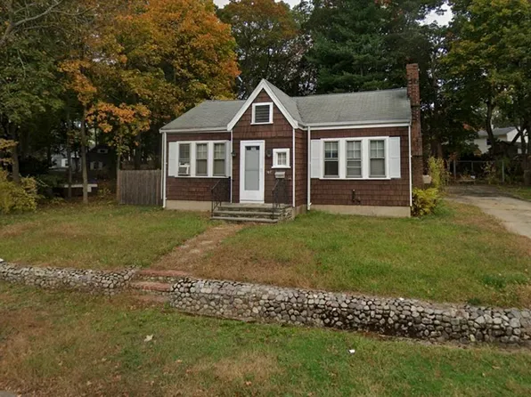 107 N Leyden St, Brockton, MA 02302