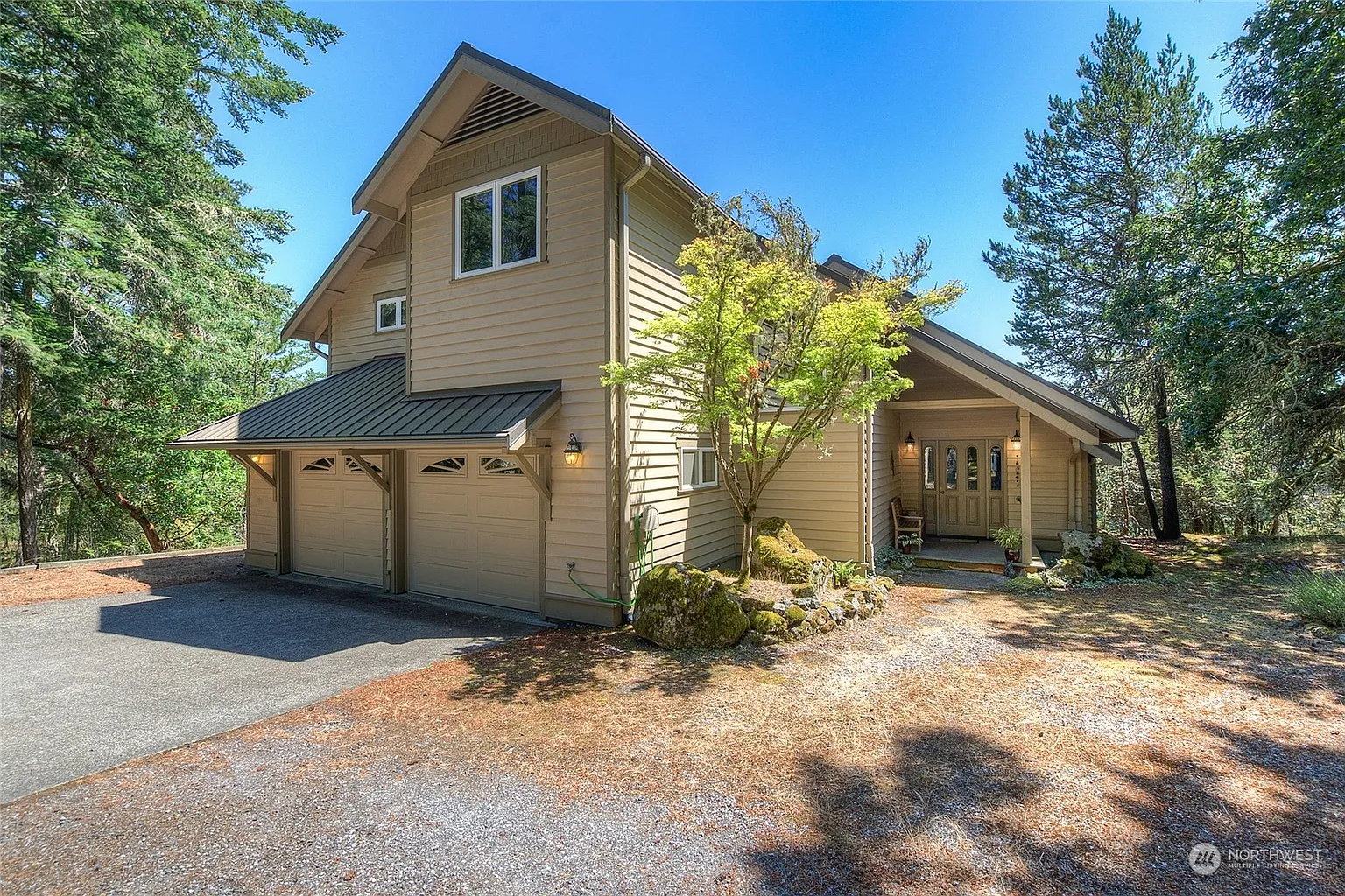 245 Orchard Drive photo 1