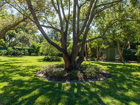 Fully fenced privatebackyard