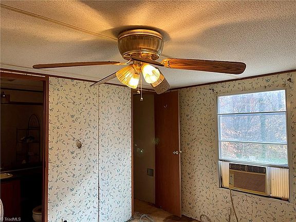 5th image of 6283 Georgia Dr