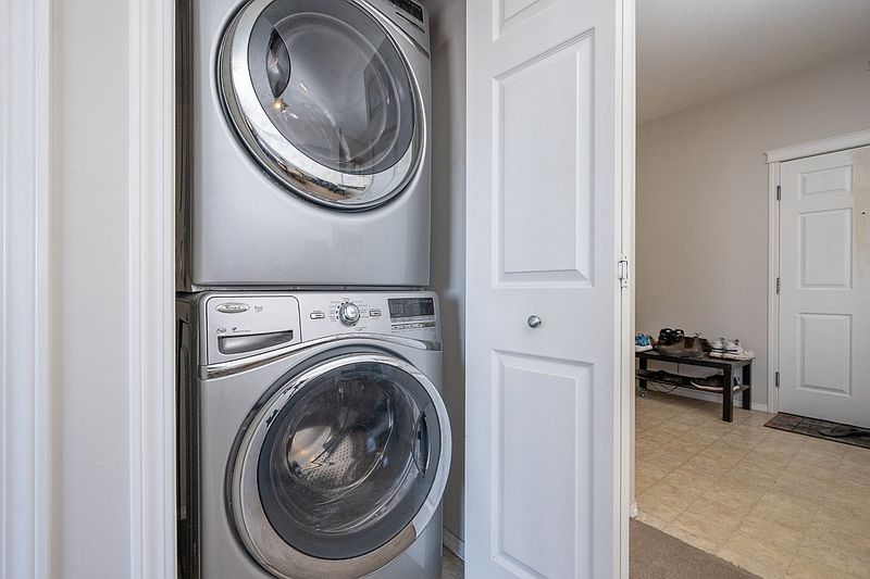 Calgary Apartment for rent - 1 Bedroom — photo 17