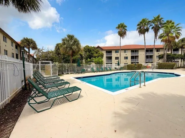 470 S Park Rd #7207, Hollywood, FL 33021