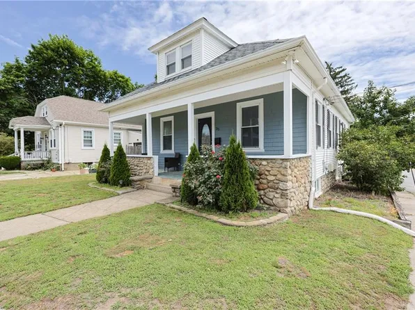 25 George Waterman Rd, Johnston, RI 02919