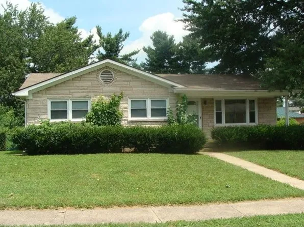 563 Benton Rd, Lexington, KY 40505