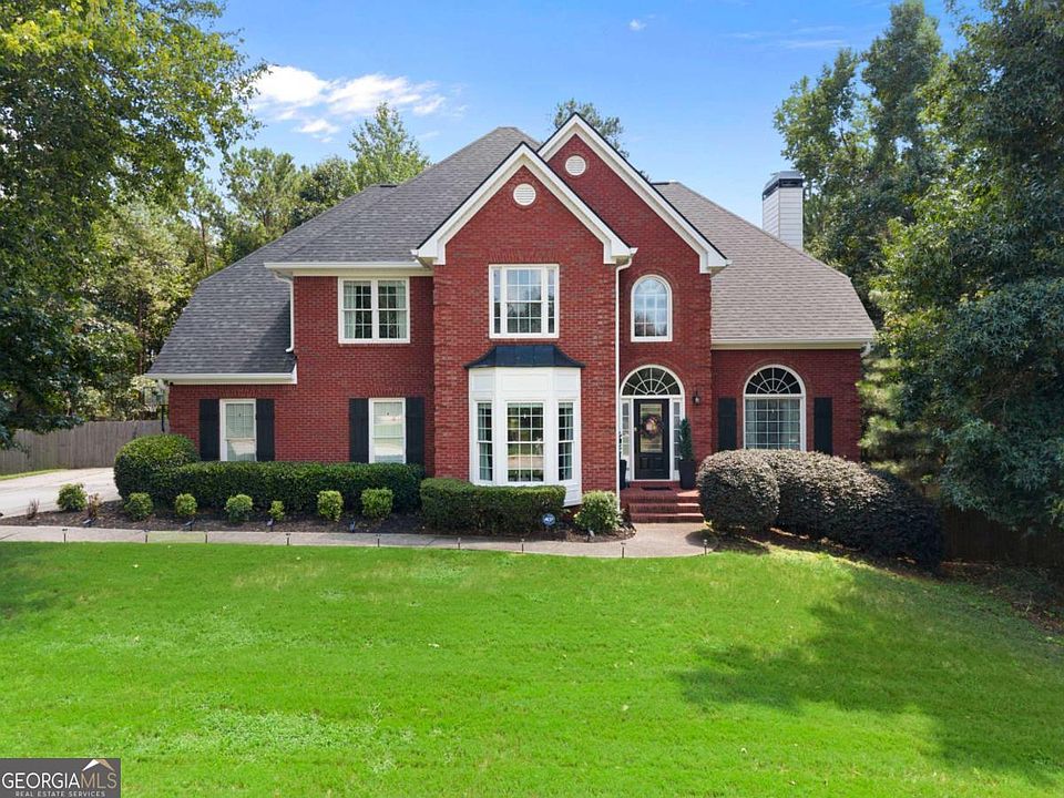 1st image of 40 Rose Creek Dr