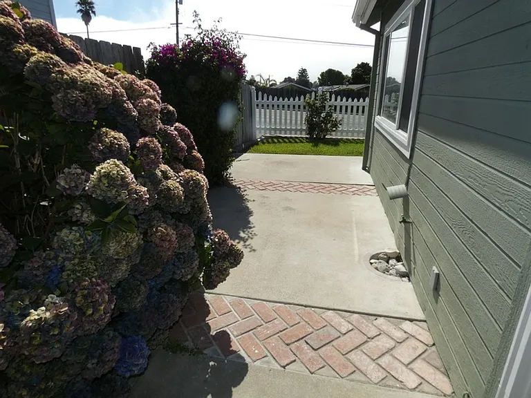 1149 Pacific Pointe Way — Photo 14
