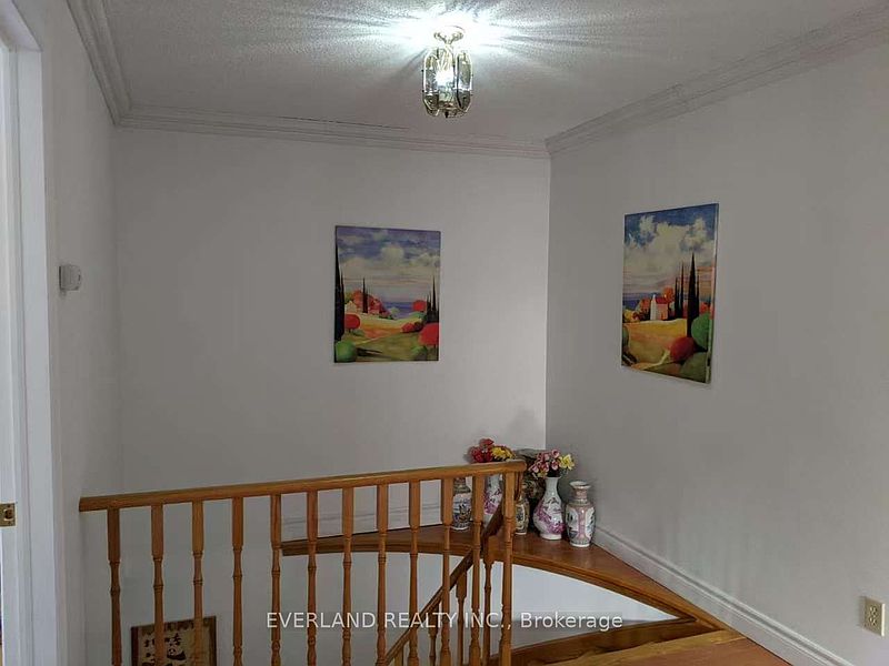 Toronto House for rent - 3 Bedrooms — photo 7